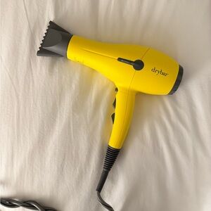 Buttercup Blow Dryer